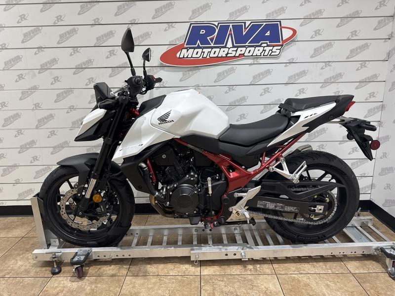 75F9E376-6966-4247-B55C-78F3749F3545