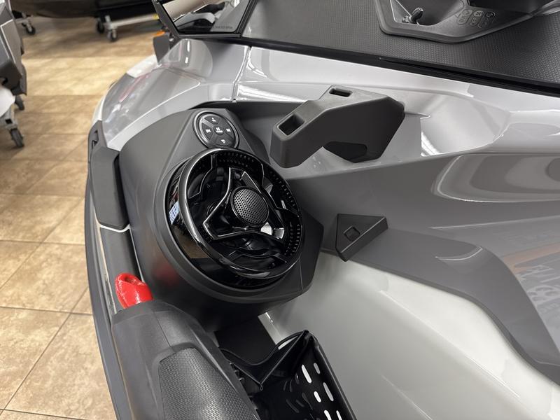 7667B9D5-C0D4-47EA-A020-788EFB21B74A