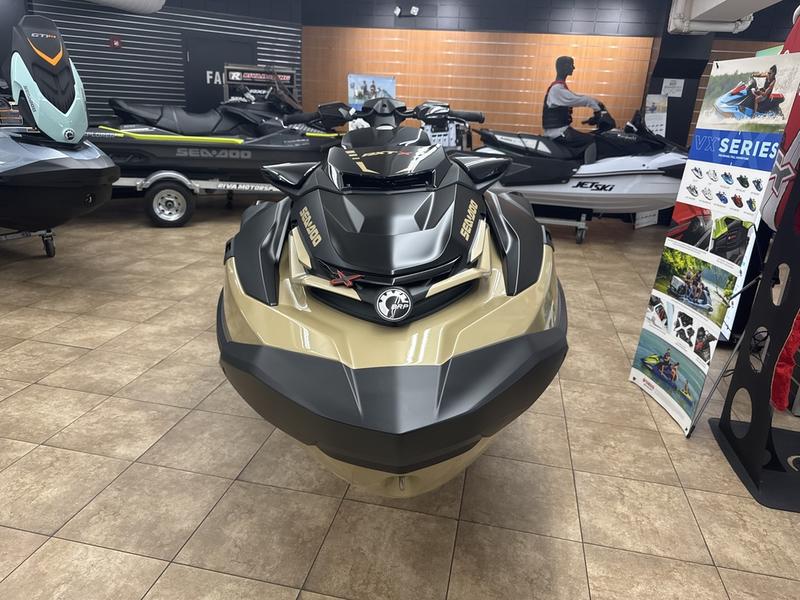 779E7755-99B6-4559-8CE6-EAA22B63DF9F