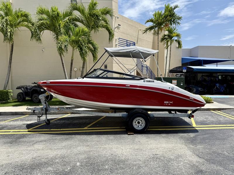 7E2621D7-CB01-4C14-B539-F0F2D84D2A98