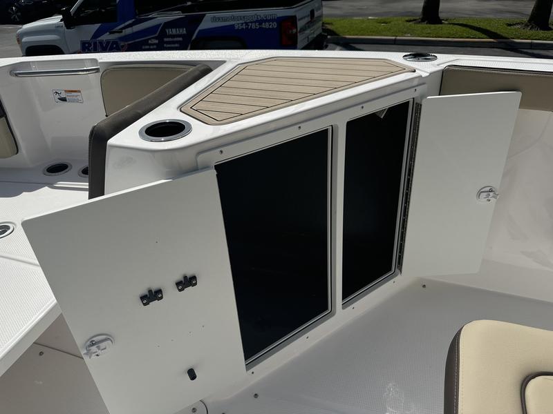 7E475F25-B058-443C-ADB7-946790BA1AE2