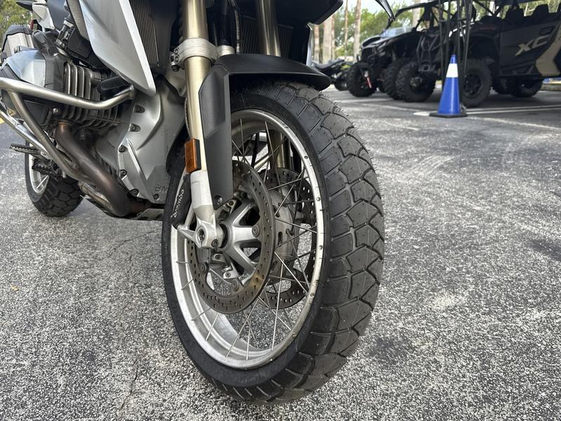 80C8A36B-497D-4F2A-A147-2EEC70E985EF