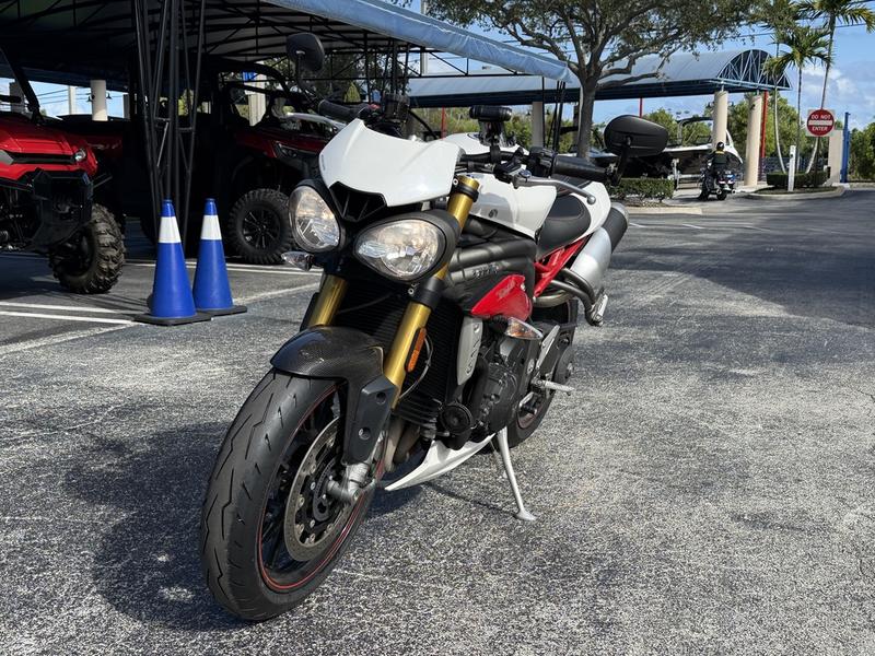 83918BB0-C2C5-49DE-8DC4-7A6376138FF8