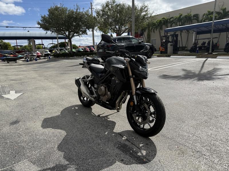 85D14357-6352-42DC-B2F5-1C856E133182