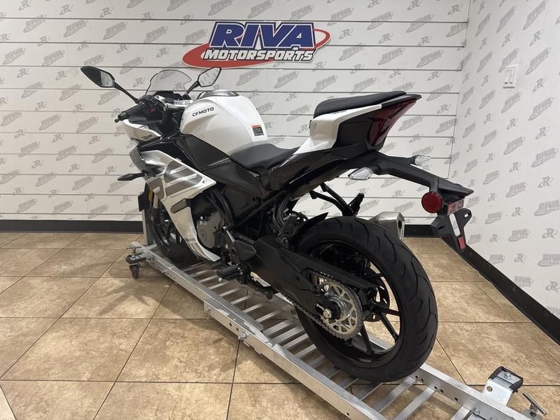 86337306-8621-4C94-A298-6484F7429FD5