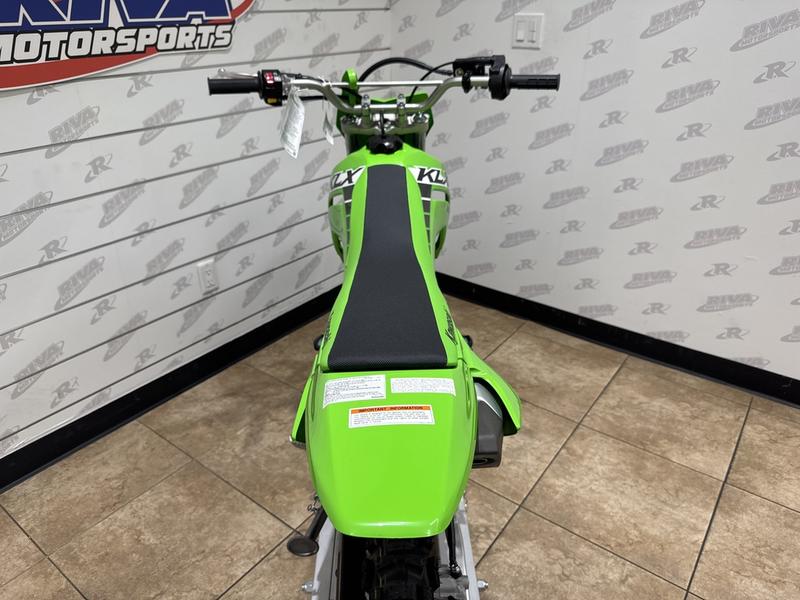 86DECD17-BA19-4C7E-8736-0AAD93D5D451