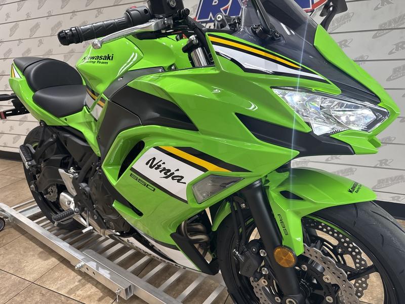 8820B2E2-758D-43C2-BD41-590AAE623E45