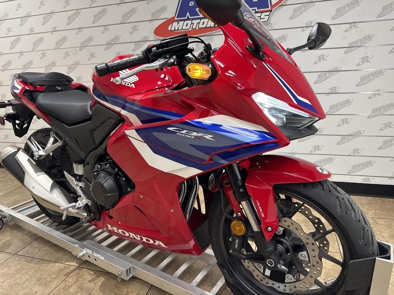 89983CD4-731B-41DD-B0EB-5B6EF70DEBB8