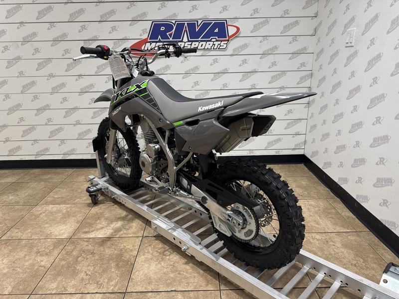 8A1999CF-B10B-400C-BD9A-89FEEE85757F