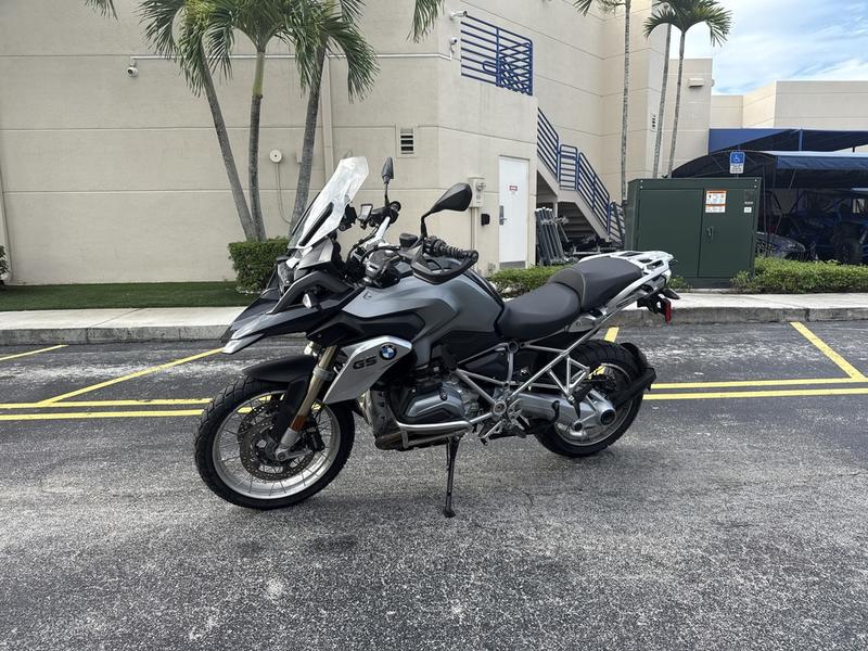 8BE19F49-94B1-40CF-AE5E-5824407908BD