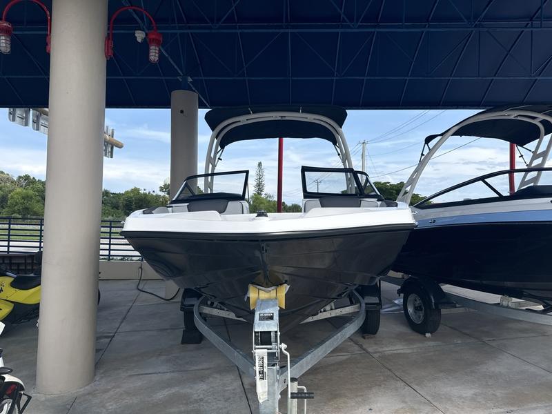 8EFA5ABF-0BDC-49ED-930C-825D99BB4F97