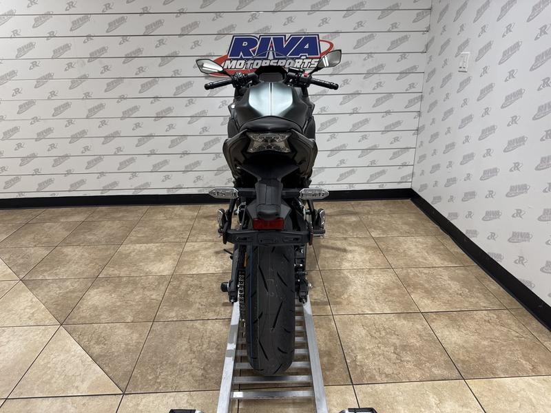 8F509C20-97B3-43F9-B7AF-1C38CC344306