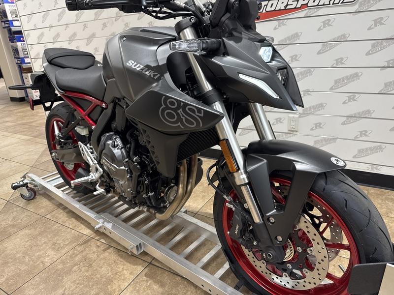 93391672-1029-4DB0-BE8C-8C862D14EB6B