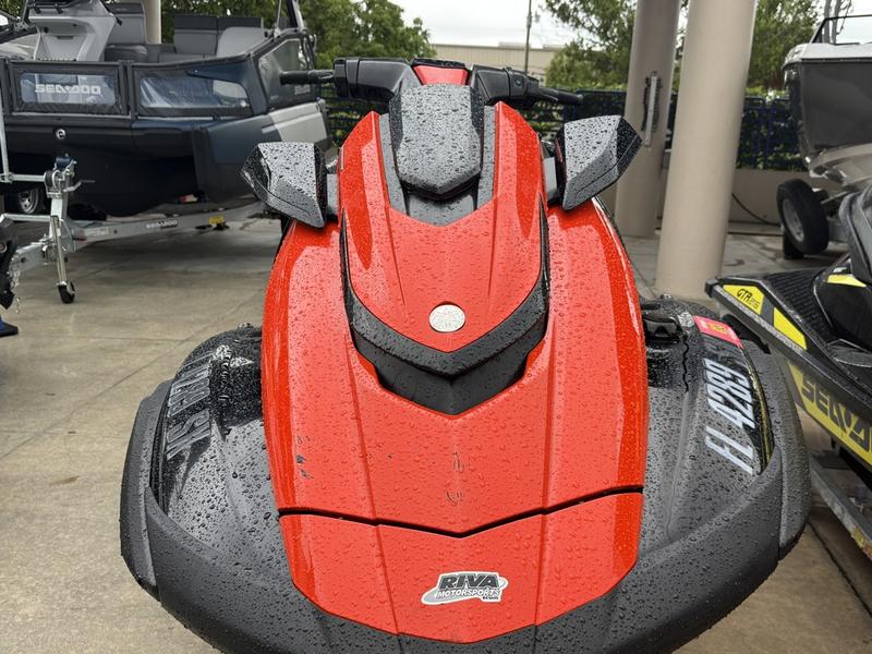 93CE9CD8-3B40-4C26-BA4B-E4A70669715B