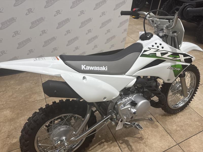 9C7B9F56-68E9-4056-9865-A615F782DD59