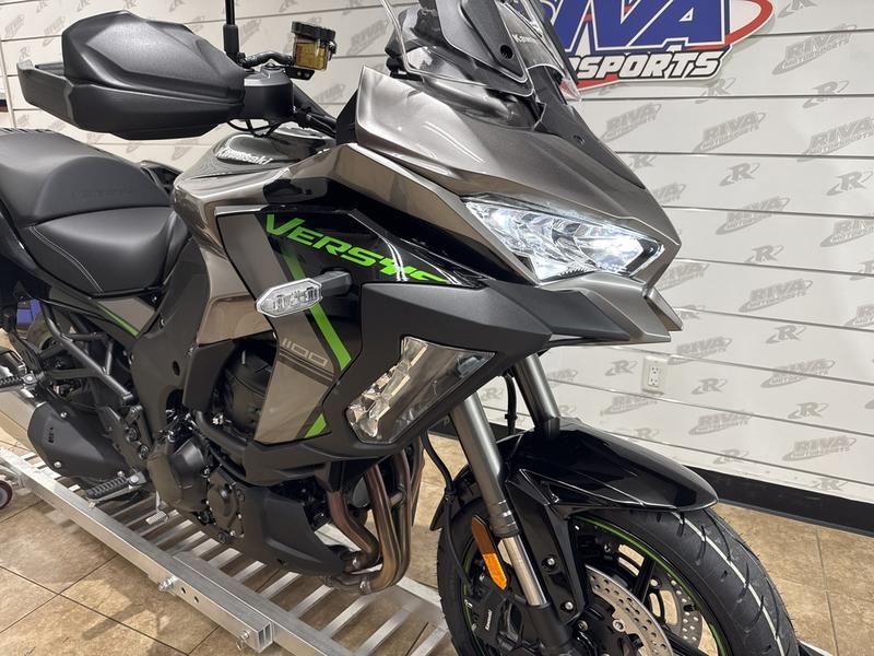 9EE0B7D8-8219-4889-A196-6734EFE81B84