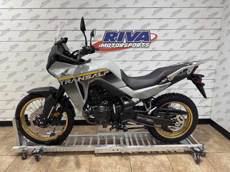 A300D830-B27B-4141-A2C0-3DCA29756D80