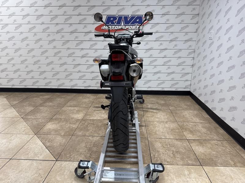 B1E58BDD-849F-4080-BEBF-15BC2835E538