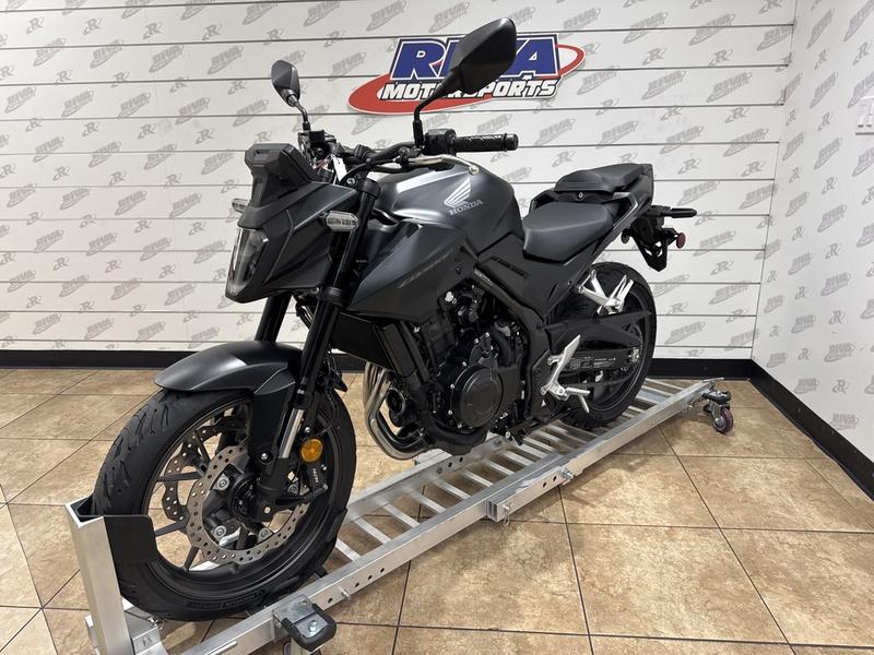 B32DFFA6-9D44-42DC-99D2-4A9DF8AC70A1