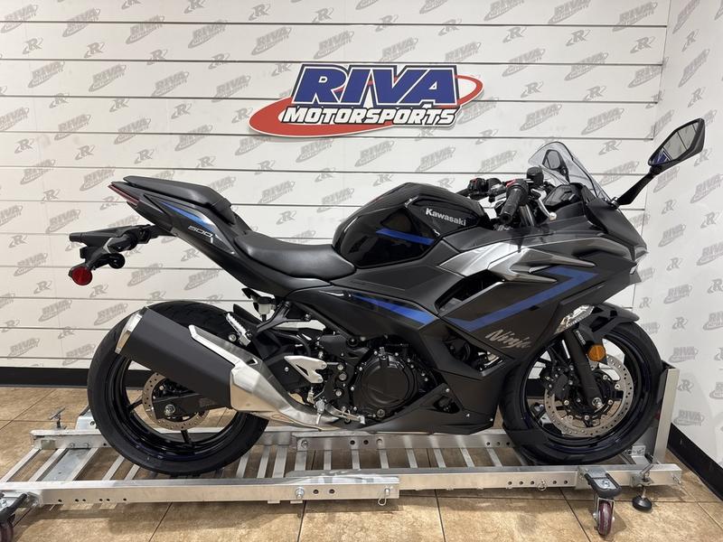 B3E789B1-79B1-4CCA-98CF-FED4DEA4C5AD