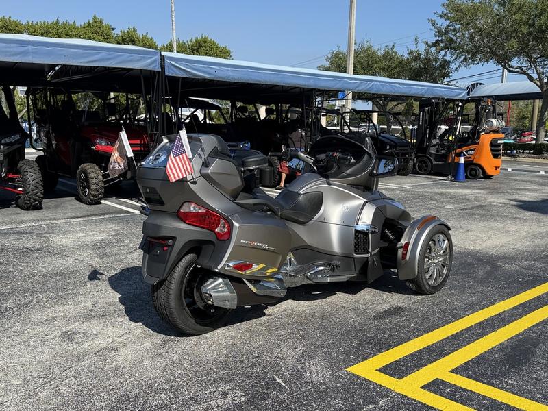 B7616E96-101C-4BCA-9B4E-BAAF6FA9E3CF