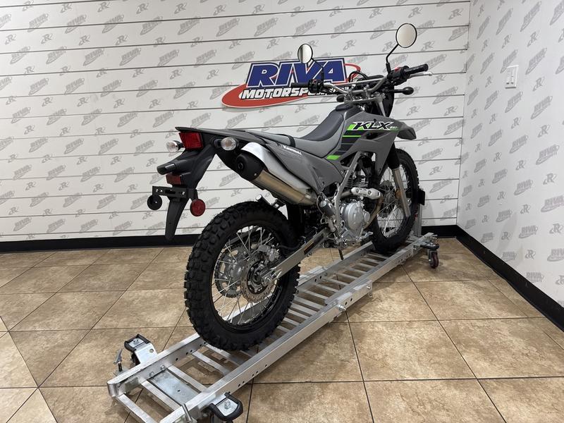 BA0438BF-5243-4227-B9E4-67453985A2B3