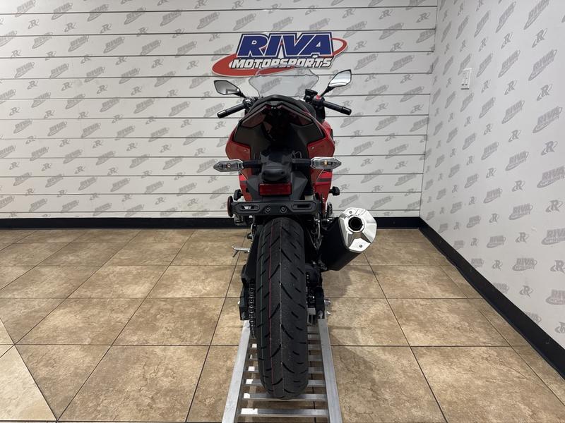 BB58E139-44D7-47CA-B9CF-2FB81A63649C