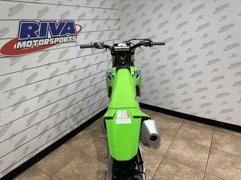 BDE8827A-3431-4618-8514-3FF20BE11123