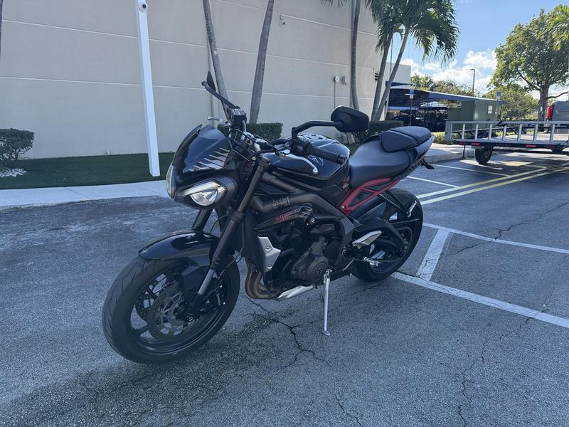 BEA04EB5-F71F-40B7-AE8C-DD3F462FCE6E