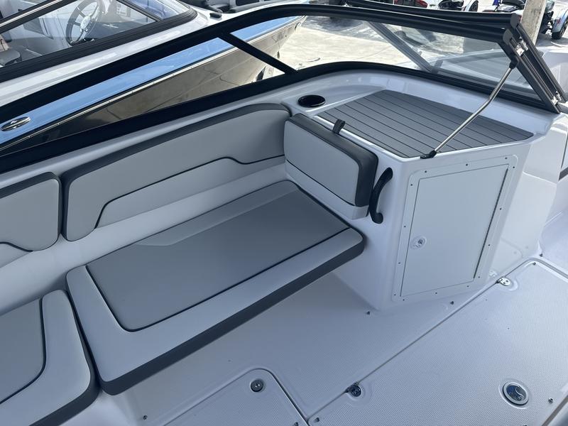 BF01EB03-92AC-4DD1-AD82-979CE1AD79CB