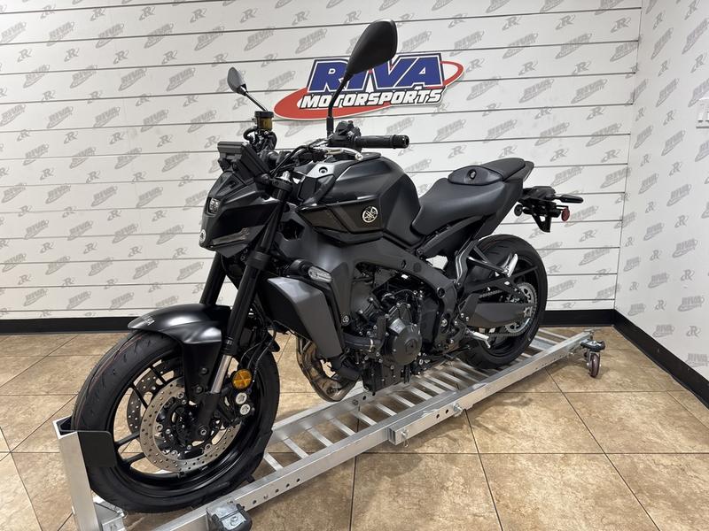 BF90B677-2501-4704-9DC4-5D69767D563F