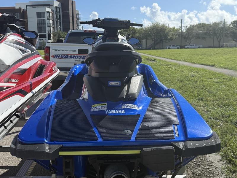 C1568755-E555-47CC-81BD-D4D1D38F8F1F