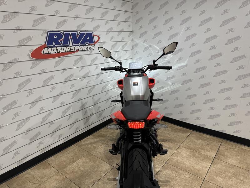 C21E78C6-BDC0-4FE8-A0F6-78814ADD7962