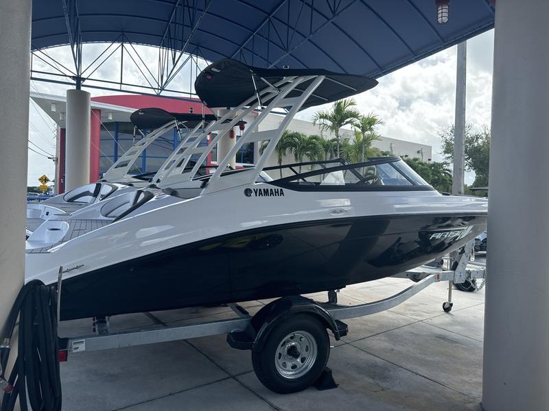 C2858175-E326-4765-B092-C5E6E99D92EE