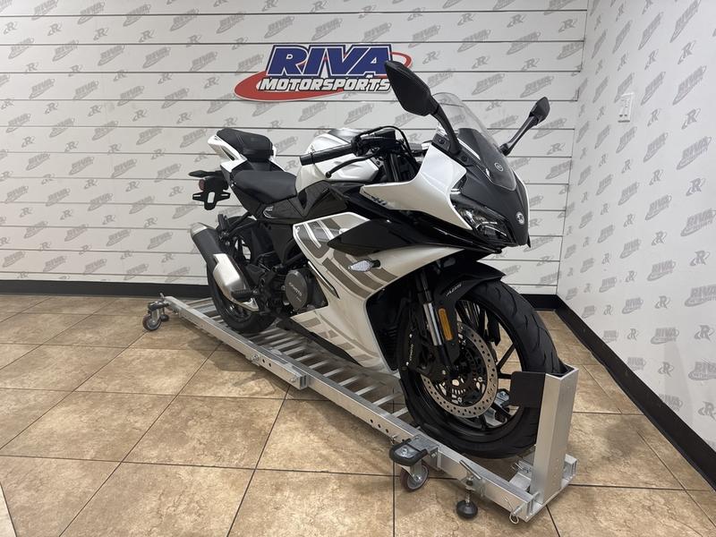 C4D06B1A-588F-4453-8A09-A49F11B08C52