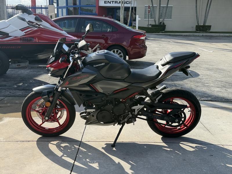 C5AC0430-91CE-4CD0-8E7E-2732CE0CD5C9