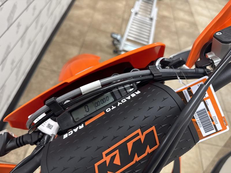 C95F0265-3422-4F9E-8811-7B1A89E1396F