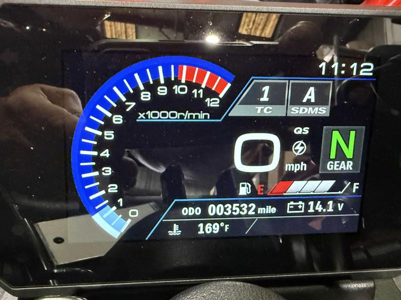 D0BEDE12-8E8B-463B-A1F1-67F044BA54E4