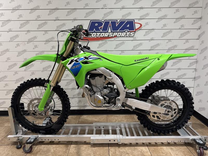 D264E6F6-70A7-4FE2-8152-EF371A681AE5