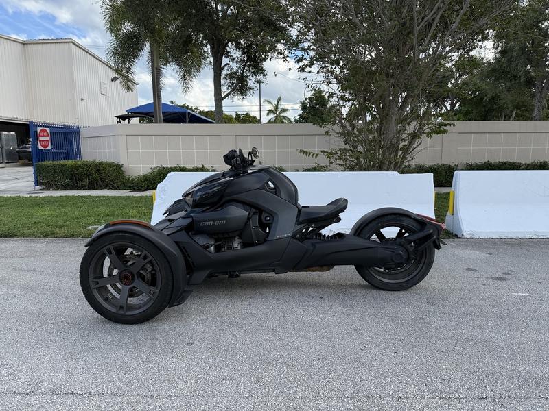 D26F43D5-B2F9-401A-AEDB-97139CDC396D