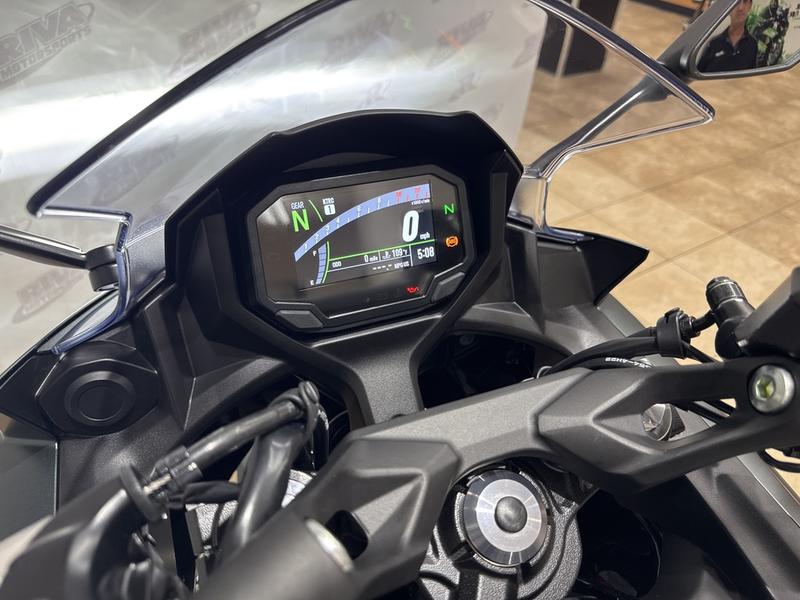 D2E50757-BB4E-4808-99D6-D216554E3868