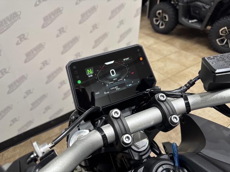 D4AA27C9-7C99-4F28-A1C2-A432DFF542AE