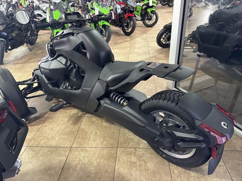 D6B0C462-0AC9-4005-AB99-8D36FC7B626F