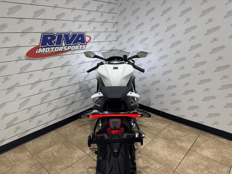 D719F4CB-ED6B-4E19-8FF4-CC8C30CE4832