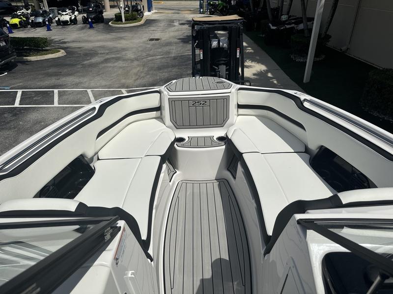 D98790D6-20A9-4AC4-9670-DBF71757150C