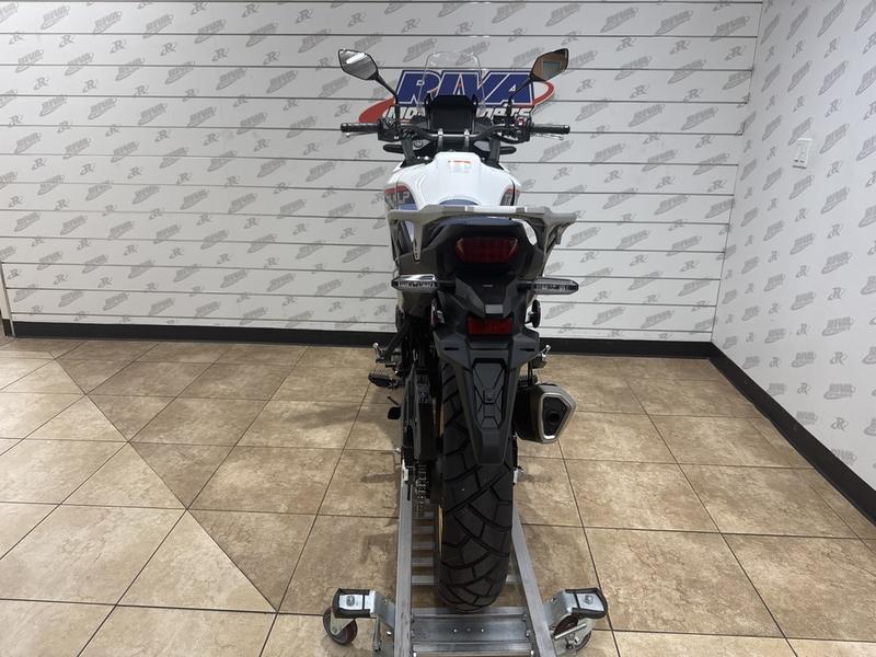 D9B81F59-3A48-4EC9-BD0B-27C0B1A67FEE