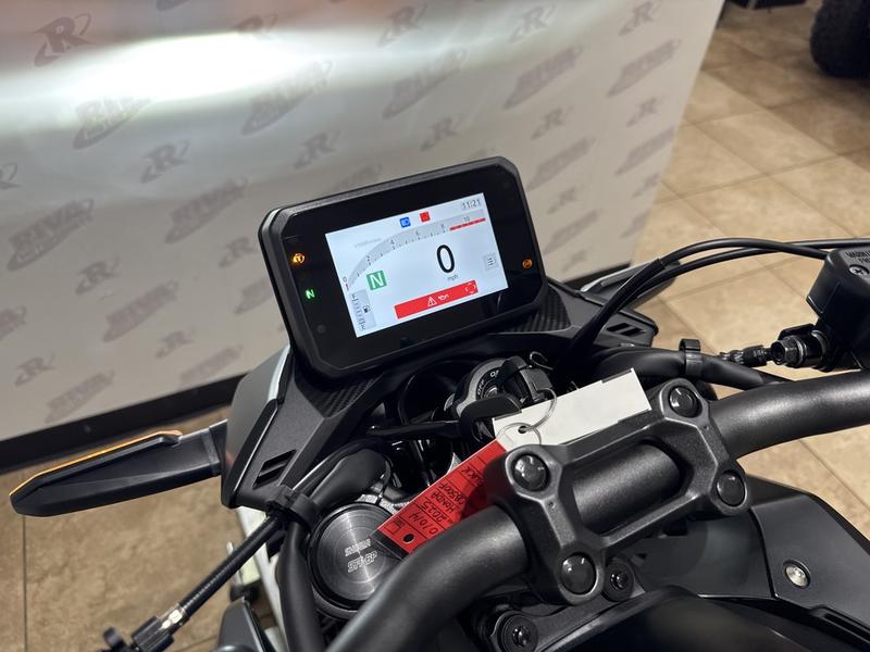 D9C54EFC-97A5-437E-966F-6D84B11C734E