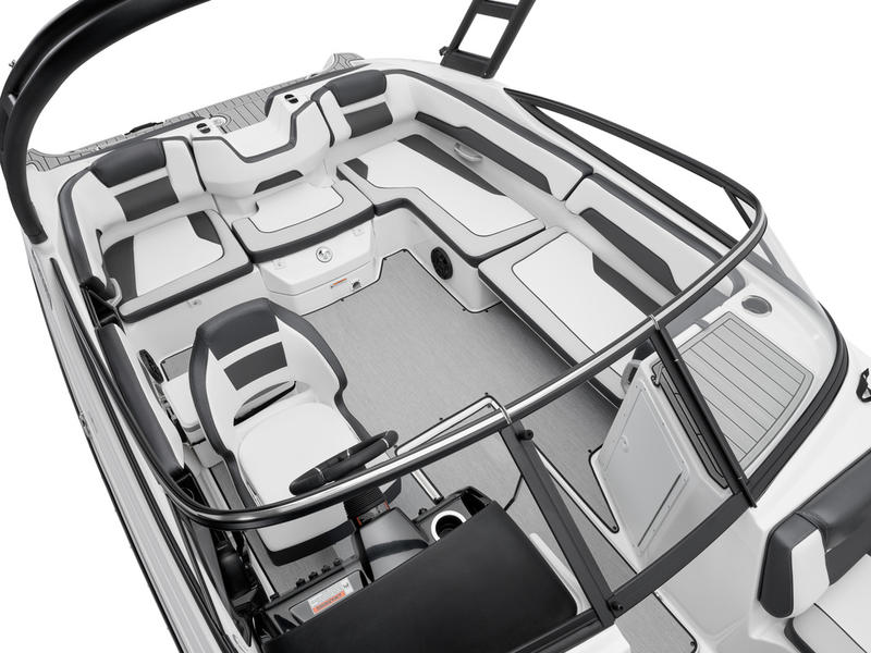 DD6C74E6-3142-472F-8E2A-16EDE3C3A393