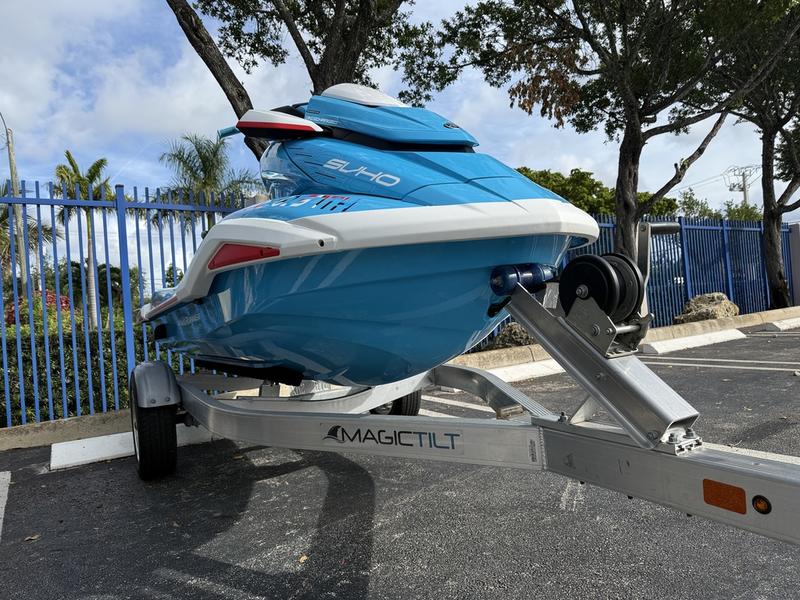 DDFF1562-5DDF-44B9-A5B4-B8A416283FBF