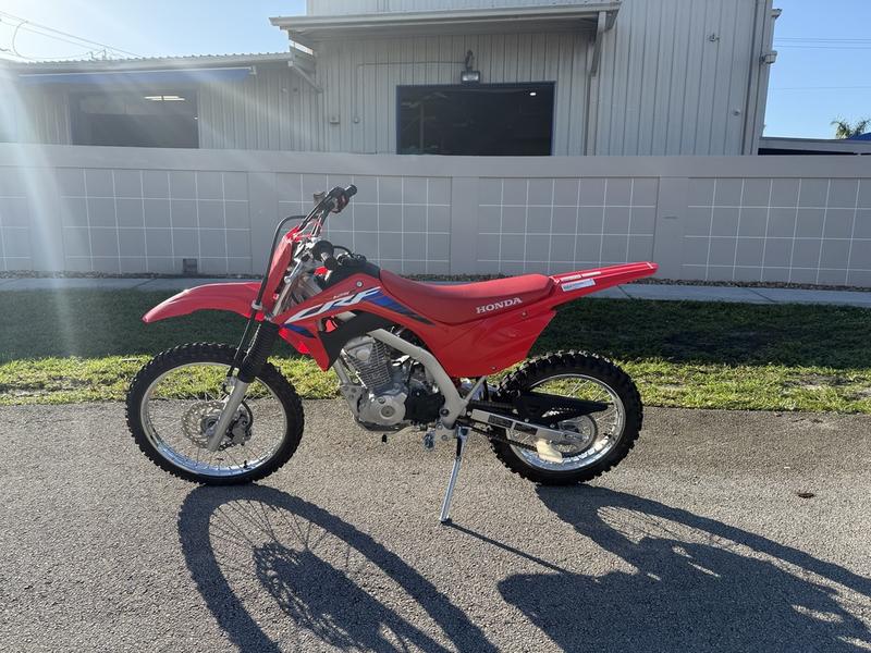 E12FA4F3-BD43-416C-969E-B7775266A699